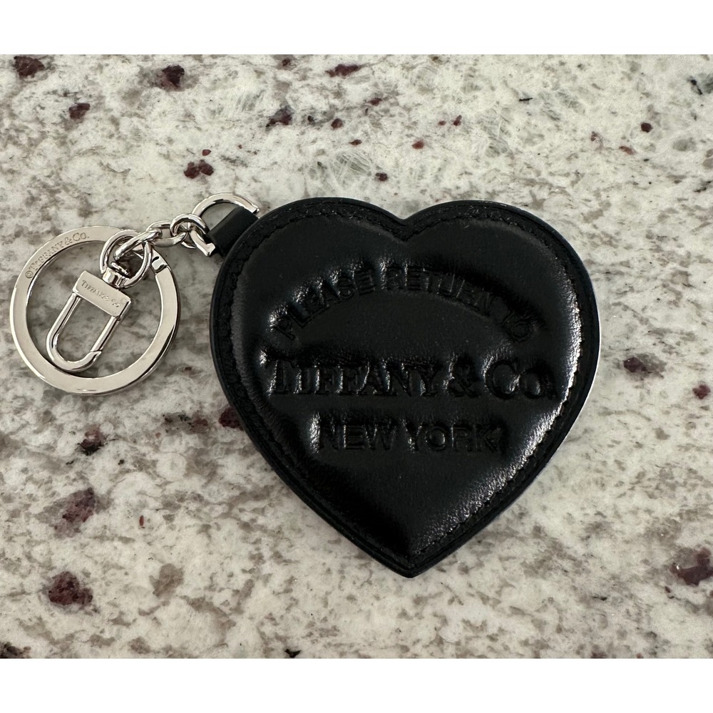 Tiffany & Co. New Black‎ Leather Heart Rtt Return to Tiffany Keychain Keyring